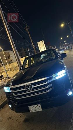 تويوتا لاندكروزر